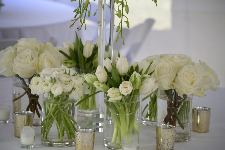cebolla fine flowers, dallas wedding, dallas florist, white wedding, white flowers, holiday wedding